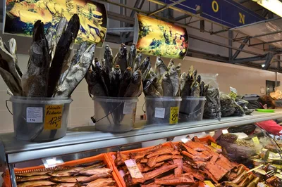 Забежал на полчасика в рыбный павильон Центрального рынка в Риге. Показываю  всю эту вкуснотищу и её цену 🐟 🇦🇹 🦈 | Фотоблог №1005001 | Дзен