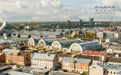 Рига - крупнейший в Европе центральный рынок в Риге, Латвия Редакционное  Стоковое Изображение - изображение насчитывающей европа, жителя: 175430199