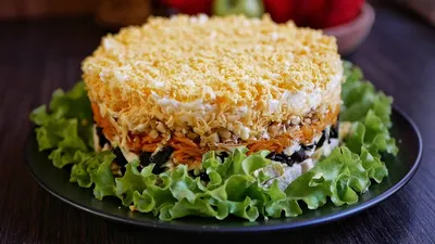 Салат Марсель с черносливом и корейской морковкой — Кулинарный блог | Еда,  Приём пищи, Национальная еда