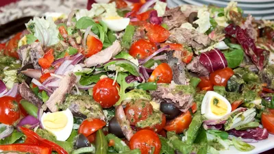 Better than in a restaurant! Cooking my favorite FRESH French SALAD -  Niçoise with tuna