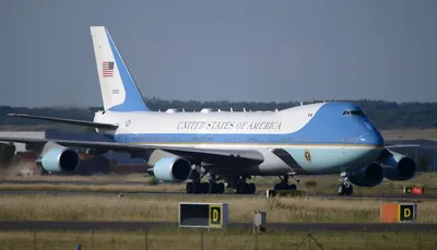 ВВС США объяснили, как неизвестный проник на базу с самолетом президента -  РИА Новости, 12.03.2021