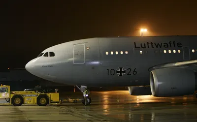 Германия заявила об отказе Москвы посадить летевший из Уханя самолет — РБК