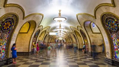 Самые красивые станции метро Москвы. Новослободская | Max Travel | Дзен