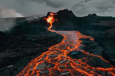 Самые опасные действующие вулканы в мире: топ-10. Вулканы Индонезии,  Японии, Италии, США
