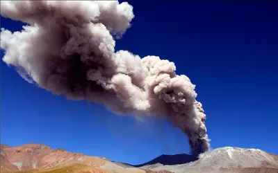 На Гавайях после 38 лет затишья проснулся самый большой вулкан в мире  Мауна-Лоа