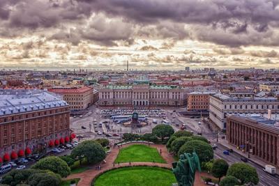 Что носят летом в Санкт-Петербурге