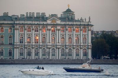 Классика на Дворцовой | Сегодня Санкт-Петербург отмечает 313… | Flickr
