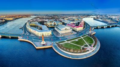 Васильевский остров в Санкт-Петербурге: как там живется