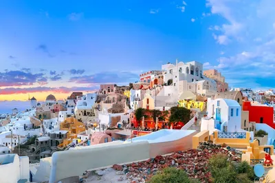 Discover the Magic of Santorini - 7 Reasons to Visit