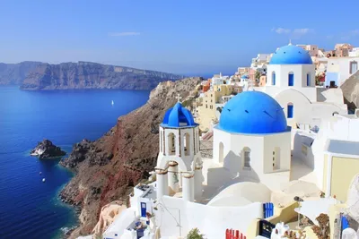 Milan, Italy to the Greek island of Santorini for only €23 roundtrip (Oct  dates)