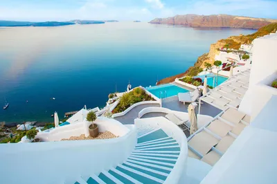 Cara Jourdan | SANTORINI.