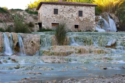 The most famous thermal spring in Italy: Saturnia - italiani.it