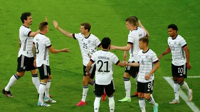 ФИФА не будет наказывать сборную Германии за акцию на командном фото перед  матчем ЧМ - Газета.Ru | Новости
