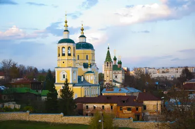 Каким транспортом можно добраться до Серпухова из Москвы — Яндекс  Путешествия