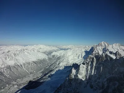 File:Chamonix Mont Blanc. Шамони-Мон-Блан, Франция - panoramio.jpg -  Wikimedia Commons