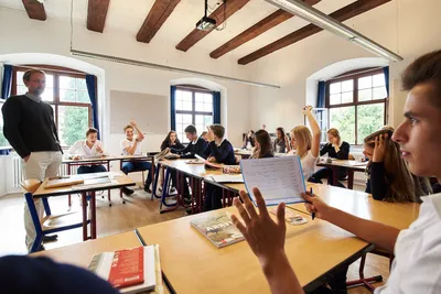 🏛️ Как поступить и учиться бесплатно в Германии? Бесплатное образование в  Германии | Smapse
