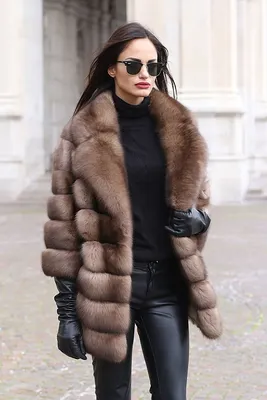 Шубы из соболя в Италии | Fur fashion, Fall fashion coats, Womens fashion