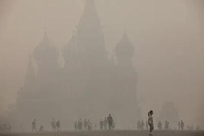 Туман надвигается на Москву