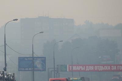 10 лет назад Москва задыхалась от смога. Это было последнее лето при мэре  Лужкове Вот как тогда выглядела столица России — Meduza