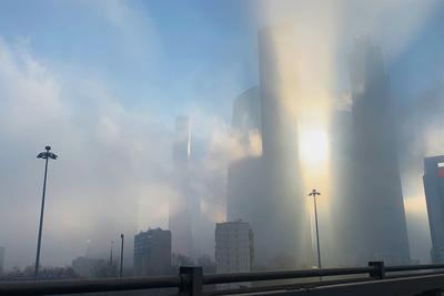 Самое жаркое за полвека». Почему сегодняшний смог в Москве не стоит  сравнивать с аномалией 2010 года - Мослента