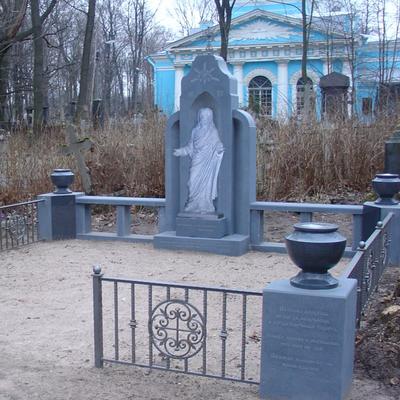 Смоленское православное кладбище, Санкт-Петербург - «Какое же уютное  кладбище...Хорошо, наверное здесь лежать! Мечта сбылась- я побывала на Смоленском  кладбище. Уникальная атмосфера, в Москве ничего подобного нет.» | отзывы