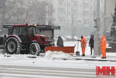 Более 3 тысяч человек убирают снег в Минске – ЖКХ – REFORM.by