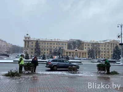 Последствия \"Акселя\": 417 единиц техники убирают снег в Минске - Новости  Беларуси