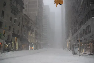 улица посреди снега зимой, снег в нью йорке картинки, Нью Йорк, Манхэттен  фон картинки и Фото для бесплатной загрузки