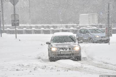 Снежный коллапс в Москве: пробки, цены на такси и прогноз погоды | 360°