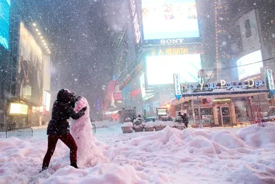 В Нью Йорке выпал снег, побит 4-летний рекорд - фото, видео | OBOZ.UA