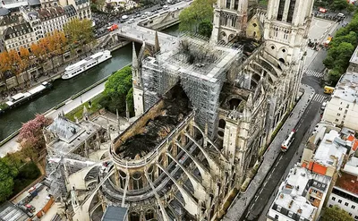 собор Парижской Богоматери / фото после пожара