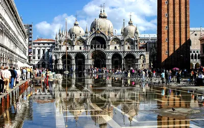 Вход в Базилику Святого Марка или Сан-Марко Это главная  достопримечательность Венеции Редакционное Стоковое Фото - изображение  насчитывающей вход, европа: 160966428