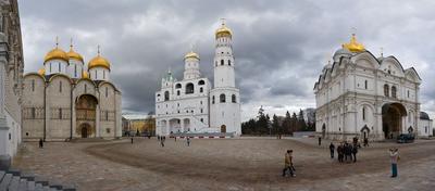 Соборная площадь Московского кремля: история и обзор храмов и церквей