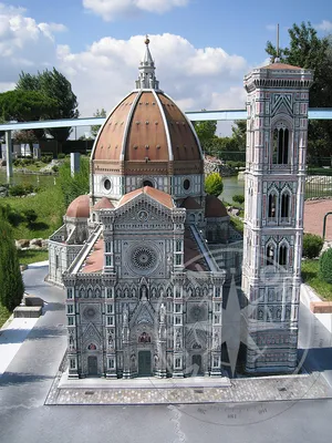 Собор милана в Италии стоковое фото. изображение насчитывающей католическо  - 32142352
