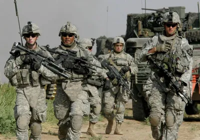 Солдат армии США во время тренировки езды драгуна Редакционное Фото -  изображение насчитывающей воинско, америка: 53164626