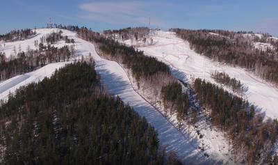 В горнолыжном комплексе «Солнечная долина» определили первых победителей  Спартакиады в сноуборде и фристайле - 31TV.RU