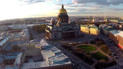 Санкт-Петербург - Современный Питер под лучами весеннего солнца 🤩 Фото:  Валерий Баязитов | Facebook