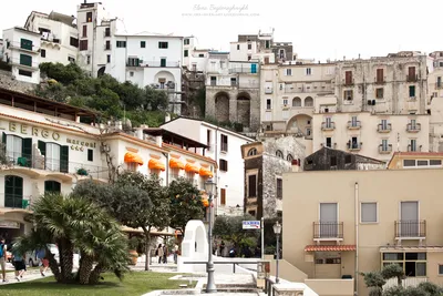 Торре-Труглия с холма, Сперлонга, Италия Стоковое Изображение - изображение  насчитывающей состав, мало: 161340039
