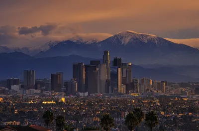 Лос-Анджелес, Калифорния/США - 3-ье июля 2017: Центр города Лос-Анджелеса,  вида с воздуха Небоскребы Лос-Анджелеса Griffith Park Редакционное  Фотография - изображение насчитывающей путешествие, замечание: 106187552