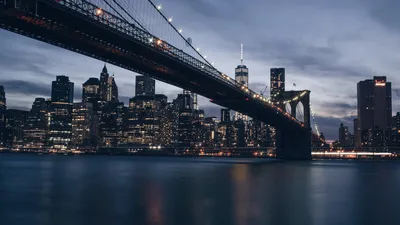 Нью-Йорк с ударом молнии, США Редакционное Фотография - изображение  насчитывающей метрополия, американская: 75666967