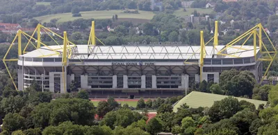 Футбольный стадион Боруссии Дортмунд …» — создано в Шедевруме