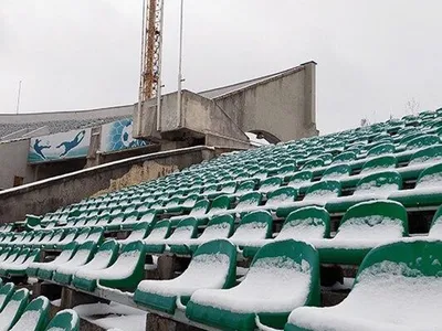 Стадион “Трактор”, поле с натуральным покрытием – Футбольный клуб «Минск»