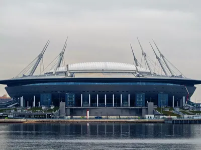 Газпром Арена в Санкт-Петербурге - история с описанием и фото