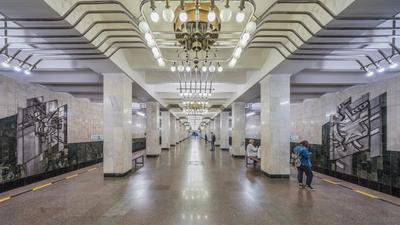 Машиностроителей (станция метро, Екатеринбург) — Википедия