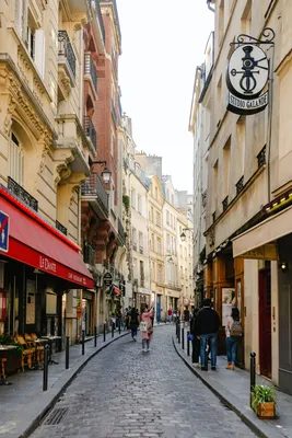 Улицы Парижа для поиска вдохновения - Bright
