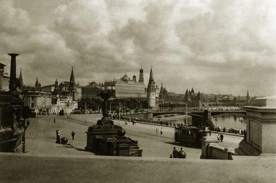 Исторические вывески Москвы: кто этим занимается? — ШЭР