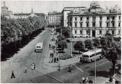 История Риги в фотографиях: советская Латвия - 3. Площадь у памятника  Свободы.