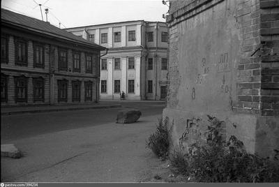 Какой была Казань в 90-е: архивные фотографии с улиц города - 19 марта 2023  - 116.ру