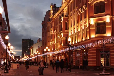 Old Arbat in Moscow - YouTube