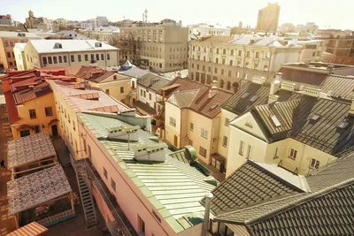 Крыши старого города в Минске Редакционное Стоковое Фото - изображение  насчитывающей солнечно, панорамно: 181280128